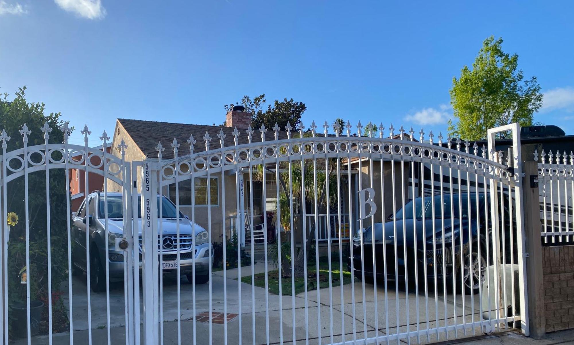 Charming Tarzana Retreat - Cozy 2 Bedroom